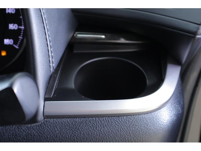 アルファード ２．５Ｓ　４ＷＤ　衝突被害軽減ブレーキ　１０インチナビ地デジ　バックカメラ　後席モニター　スマートキー　ＥＴＣ　レーダークルーズ　両側電動ドア　クリアランスソナー　ＡＣ１００Ｖ電源　Ｂｌｕｅｔｏｏｔｈ接続　ＬＥＤヘッドライト　横滑り防止装置　ワンオーナー（33枚目）