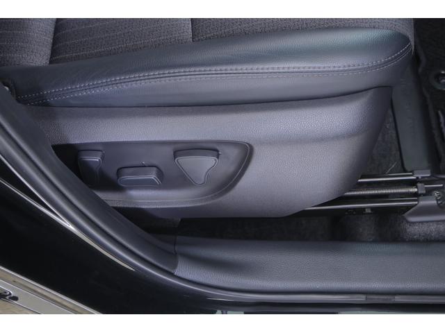 ヤリスクロス Ｚ　衝突被害軽減ブレーキ　レーダークルーズ　純正８インチＤＡ　バックカメラ　スマートキー　車線逸脱警報　オートハイビーム　クリアランスソナー　ＥＴＣ　パワーシート　シートヒーター　ステアリングヒーター　ドラレコ　ＬＥＤヘッドライト　横滑り防止装置　ワンオーナー（34枚目）
