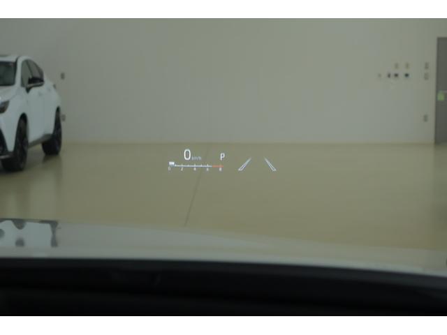 ハリアー Ｚ　レザーパッケージ　サンルーフ　衝突被害軽減ブレーキ　１２．３インチＪＢＬナビ地デジ　全周囲カメラ　ＢＳＭ　レーダークルーズ　車線逸脱警報　クリアランスソナー　ＥＴＣ２．０　シートヒーター＆クール　パワーバックドア　デジタルミラー　ドラレコ　ワンオーナー（31枚目）