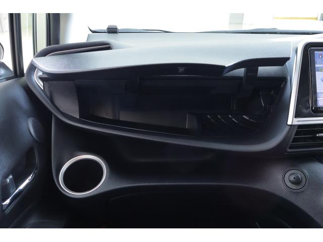 シエンタ ハイブリッド　Ｇ　セーフティーエディションＩＩ　純正９型ナビ　地デジＴＶ　バックカメラ　衝突被害軽減ブレーキ　スマートキー　ＥＴＣ２．０　クルーズコントロール　オートハイビーム　車線逸脱警報　クリアランスソナー　両側電動ドア　Ｂｌｕｅｔｏｏｔｈ接続　横滑防止装置（33枚目）