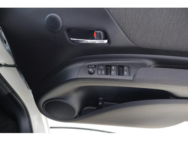 シエンタ ハイブリッド　Ｇ　セーフティーエディションＩＩ　純正９型ナビ　地デジＴＶ　バックカメラ　衝突被害軽減ブレーキ　スマートキー　ＥＴＣ２．０　クルーズコントロール　オートハイビーム　車線逸脱警報　クリアランスソナー　両側電動ドア　Ｂｌｕｅｔｏｏｔｈ接続　横滑防止装置（35枚目）