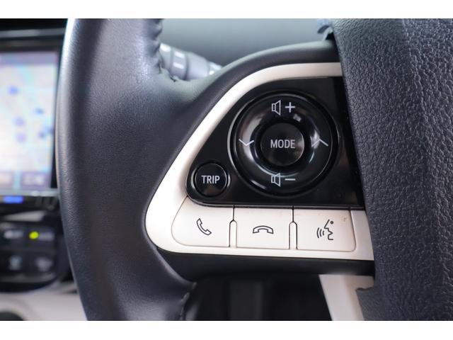 プリウス Aツーリングセレクション 衝突被害軽減ブレーキ 純正9型ナビ 地デジTV バックカメラ BSM レーダークルーズ スマートキー ETC クリアランスソナー 車線逸脱警報 オートハイビーム シートヒーター LEDヘッドライト ドラレコ 横滑り防止装置 ワンオーナー(20枚目)