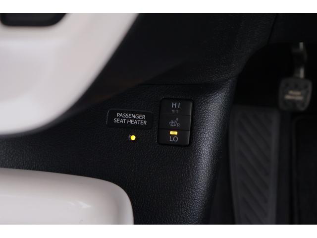 プリウス Aツーリングセレクション 衝突被害軽減ブレーキ 純正9型ナビ 地デジTV バックカメラ BSM レーダークルーズ スマートキー ETC クリアランスソナー 車線逸脱警報 オートハイビーム シートヒーター LEDヘッドライト ドラレコ 横滑り防止装置 ワンオーナー(27枚目)