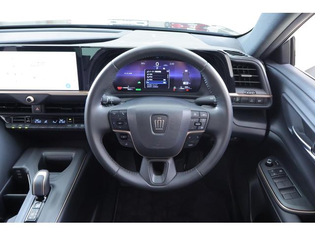 クラウンクロスオーバー G 4WD 衝突被害軽減ブレーキ レーダークルーズ 12.3インチDA 地デジTV バックカメラ クリアランスソナー 車線逸脱警報 スマートキー ETC2.0 オートハイビーム AC100V-1500W パワーシート 前後ドラレコ 純正19インチアルミ(13枚目)