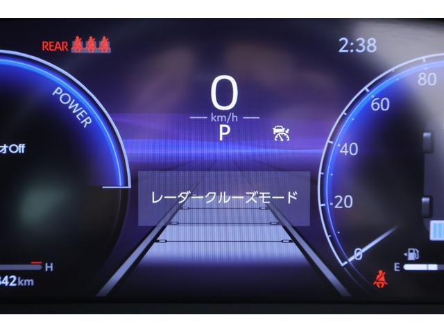 クラウンクロスオーバー G 4WD 衝突被害軽減ブレーキ レーダークルーズ 12.3インチDA 地デジTV バックカメラ クリアランスソナー 車線逸脱警報 スマートキー ETC2.0 オートハイビーム AC100V-1500W パワーシート 前後ドラレコ 純正19インチアルミ(18枚目)