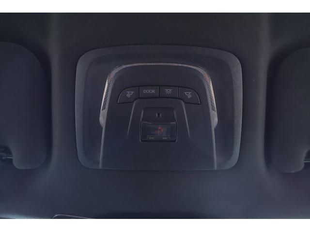 クラウンクロスオーバー G 4WD 衝突被害軽減ブレーキ レーダークルーズ 12.3インチDA 地デジTV バックカメラ クリアランスソナー 車線逸脱警報 スマートキー ETC2.0 オートハイビーム AC100V-1500W パワーシート 前後ドラレコ 純正19インチアルミ(32枚目)