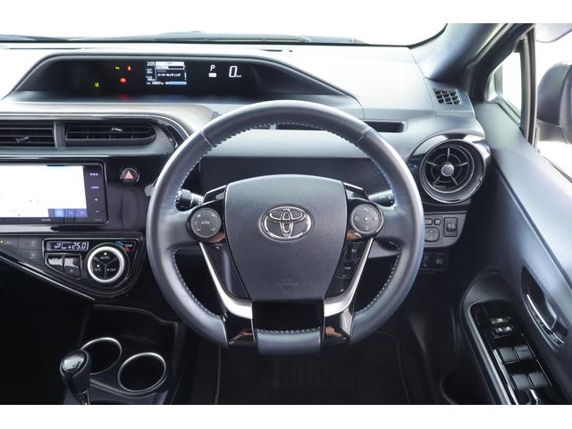 アクア クロスオーバー グラム 衝突被害軽減ブレーキ SDナビ地デジ バックカメラ スマートキー ETC オートハイビーム 車線逸脱警報 クリアランスソナー 電動格納ミラー 先行車発進お知らせ機能 Bluetooth接続 純正アルミ 前後ドラレコ 横滑り防止装置(13枚目)