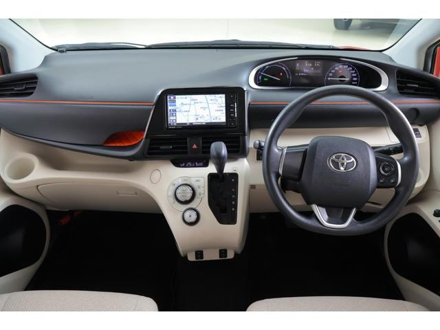 シエンタ ハイブリッドＸ　７インチ社外ナビ（ストラーダ）　Ｂｌｕｅｔｏｏｔｈ　ＣＤ，ＤＶＤ　フルセグ　シートヒータ　キーレスキー　ＥＴＣ　ワンオーナ　前後ドライブレコーダー（12枚目）
