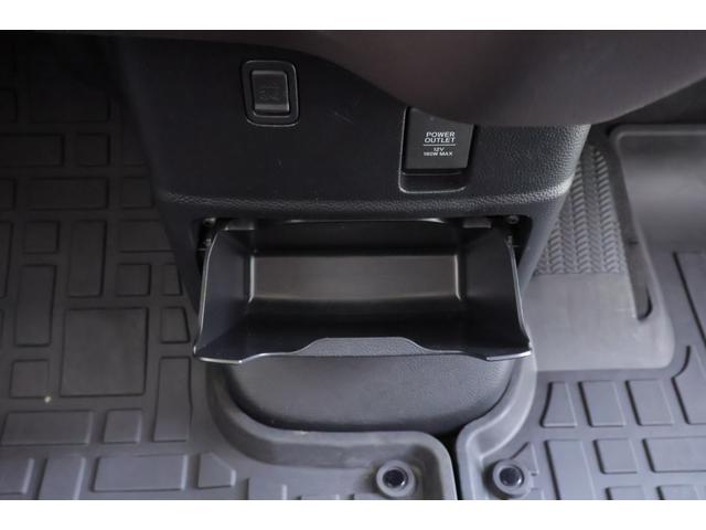 Ｎ－ＢＯＸ Ｇ・Ｌホンダセンシング　カッパーブラウンスタイル　ＣＤデッキ　Ｂｌｕｅｔｏｏｔｈ，ＨＤＭＩ．ワンセグ　バックモニター　両側電動スライドドア　ＥＴＣ　レーダークルーズコントロール　クリアランスソナー（29枚目）