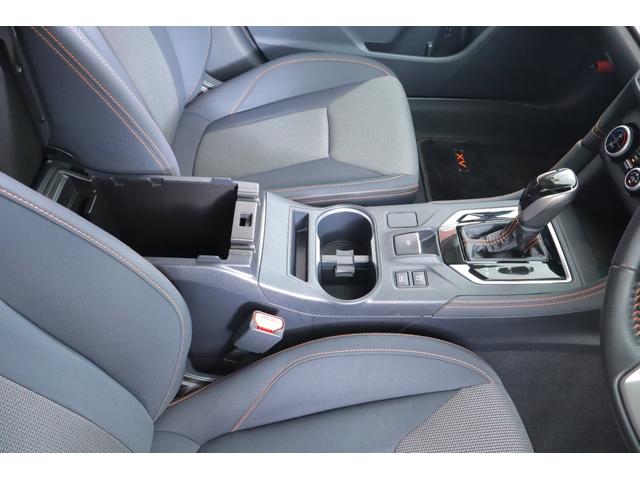 ＸＶ ２．０ｉ－Ｌ　アイサイト　衝突軽減ブレーキ　踏み間違い防止　クリアランスソナー　車線逸脱警報　オートエアコン　純正ナビ　地デジＴＶ　Ｂｌｕｅｔｏｏｔｈ接続　バックカメラ　サイドカメラ　ＥＴＣ　ワンオーナー　ＬＥＤ（28枚目）