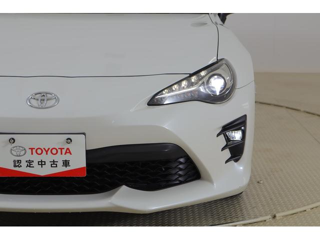 ８６ ＧＴリミテッド　純正ＳＤナビ　地デジＴＶ　バックカメラ　スマートキー　ＥＴＣ　シートヒーター　パドルシフト　前後ドラレコ　ＬＥＤヘッドライト　電動格納ミラー　Ｂｌｕｅｔｏｏｔｈ接続　トルセンＬＳＤ　純正アルミ　横滑り防止装置（40枚目）