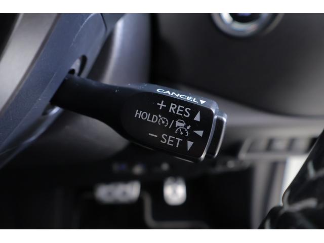 C-HR S GRスポーツ 衝突被害軽減ブレーキ 純正8インチDAナビ バックカメラ BSM スマートキー ETC2.0 レーダークルーズ 車線逸脱警報 オートハイビーム 前後ドラレコ Bluetooth接続 LEDヘッドライト 横滑り防止装置 ワンオーナー(22枚目)