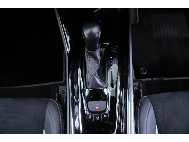 C-HR S GRスポーツ 衝突被害軽減ブレーキ 純正8インチDAナビ バックカメラ BSM スマートキー ETC2.0 レーダークルーズ 車線逸脱警報 オートハイビーム 前後ドラレコ Bluetooth接続 LEDヘッドライト 横滑り防止装置 ワンオーナー(26枚目)
