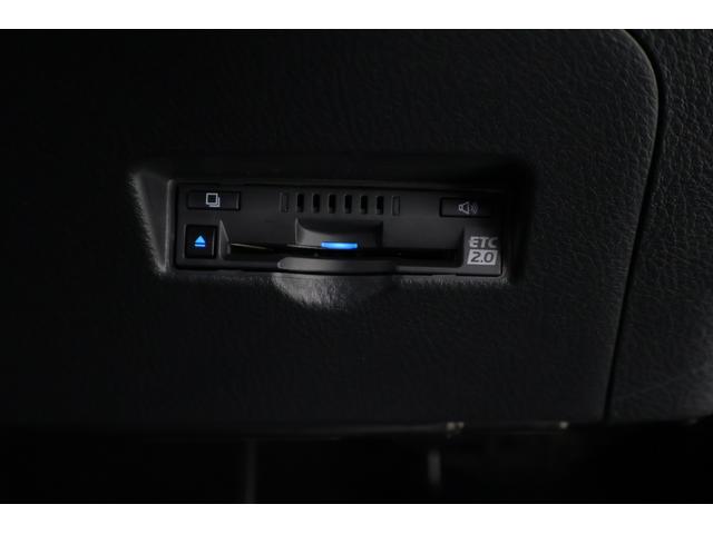 C-HR S GRスポーツ 衝突被害軽減ブレーキ 純正8インチDAナビ バックカメラ BSM スマートキー ETC2.0 レーダークルーズ 車線逸脱警報 オートハイビーム 前後ドラレコ Bluetooth接続 LEDヘッドライト 横滑り防止装置 ワンオーナー(29枚目)