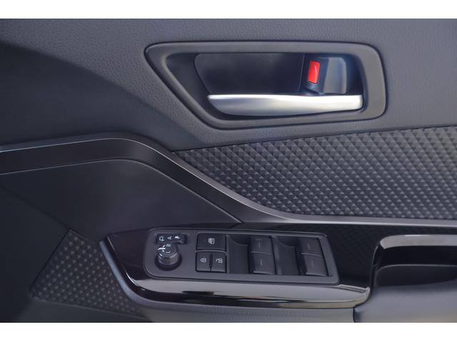 C-HR S GRスポーツ 衝突被害軽減ブレーキ 純正8インチDAナビ バックカメラ BSM スマートキー ETC2.0 レーダークルーズ 車線逸脱警報 オートハイビーム 前後ドラレコ Bluetooth接続 LEDヘッドライト 横滑り防止装置 ワンオーナー(36枚目)