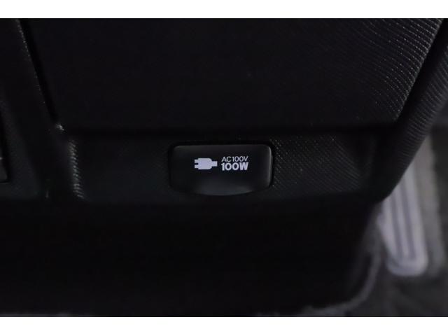 エスティマ アエラス　プレミアム－Ｇ　ＴＲＤエアロ　衝突被害軽減ブレーキ　純正１０インチナビ　地デジＴＶ　前後カメラ　後席モニター　スマートキー　ＥＴＣ２．０　クルコン　車線逸脱警報　オートハイビーム　シートヒーター　両側電動ドア　ドラレコ　パワーバックドア　４ＷＤ（32枚目）