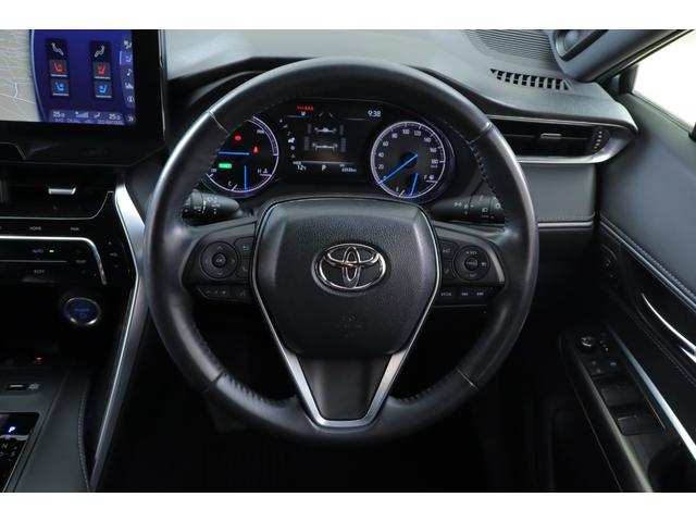 ハリアーハイブリッド Ｚ　レザーパッケージ　１２．１インチディスプレイオーディオ　全方位カメラ　シートヒータ、クーラー、ハンドルヒータ　ＥＴＣ２．０　デジタルインナーミラー　ブラインドスポットモニター　ヘッドアップディスプレイ（18枚目）