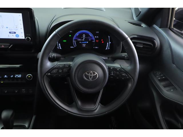 ヤリスクロス ハイブリッドZ ディスプレイオーディオ 全方位カメラ シートヒータ、ハンドルヒータ モデリスタフルエアロ HDMI 前後ドライブレコーダー ブラインドスポットモニター ヘッドアップディスプレイ(18枚目)