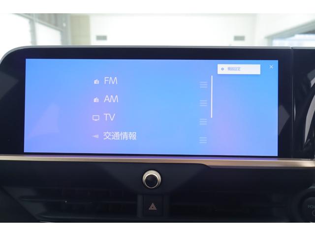 クラウンクロスオーバー Gアドバンスド・レザーパッケージ ディスプレイオーディオ フルセグ 全方位カメラ シートヒータ、クーラー、ハンドルヒータ デジタルインナーミラー(ドラレコ付き) ブラインドスポットモニター ヘッドアップディスプレイ 置くだけ充電(16枚目)