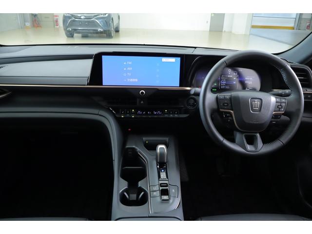 クラウンクロスオーバー Gアドバンスド・レザーパッケージ ディスプレイオーディオ フルセグ 全方位カメラ シートヒータ、クーラー、ハンドルヒータ デジタルインナーミラー(ドラレコ付き) ブラインドスポットモニター ヘッドアップディスプレイ 置くだけ充電(17枚目)