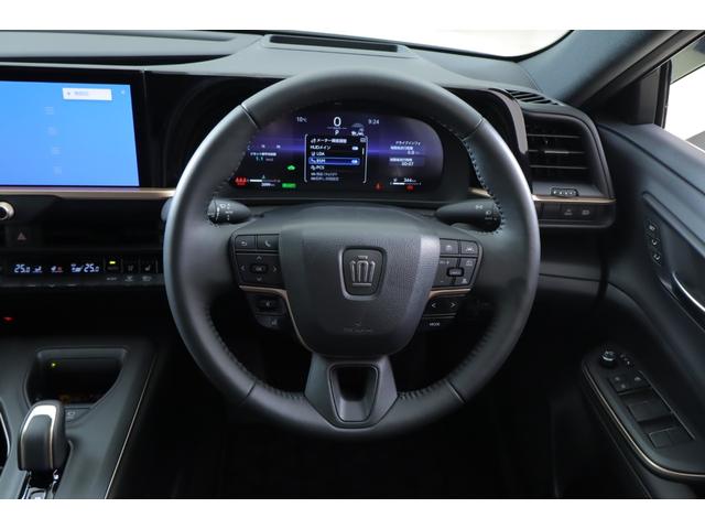 クラウンクロスオーバー Gアドバンスド・レザーパッケージ ディスプレイオーディオ フルセグ 全方位カメラ シートヒータ、クーラー、ハンドルヒータ デジタルインナーミラー(ドラレコ付き) ブラインドスポットモニター ヘッドアップディスプレイ 置くだけ充電(18枚目)