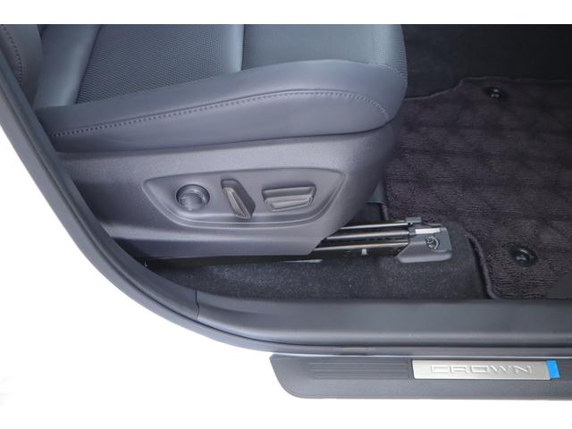 クラウンクロスオーバー Gアドバンスド・レザーパッケージ ディスプレイオーディオ フルセグ 全方位カメラ シートヒータ、クーラー、ハンドルヒータ デジタルインナーミラー(ドラレコ付き) ブラインドスポットモニター ヘッドアップディスプレイ 置くだけ充電(20枚目)