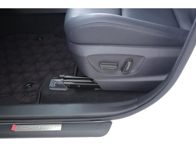 クラウンクロスオーバー Gアドバンスド・レザーパッケージ ディスプレイオーディオ フルセグ 全方位カメラ シートヒータ、クーラー、ハンドルヒータ デジタルインナーミラー(ドラレコ付き) ブラインドスポットモニター ヘッドアップディスプレイ 置くだけ充電(22枚目)