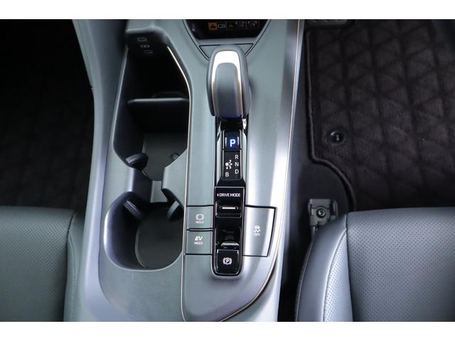 クラウンクロスオーバー Gアドバンスド・レザーパッケージ ディスプレイオーディオ フルセグ 全方位カメラ シートヒータ、クーラー、ハンドルヒータ デジタルインナーミラー(ドラレコ付き) ブラインドスポットモニター ヘッドアップディスプレイ 置くだけ充電(37枚目)