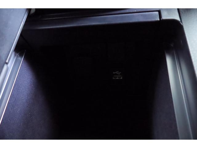 クラウンクロスオーバー Gアドバンスド・レザーパッケージ ディスプレイオーディオ フルセグ 全方位カメラ シートヒータ、クーラー、ハンドルヒータ デジタルインナーミラー(ドラレコ付き) ブラインドスポットモニター ヘッドアップディスプレイ 置くだけ充電(40枚目)