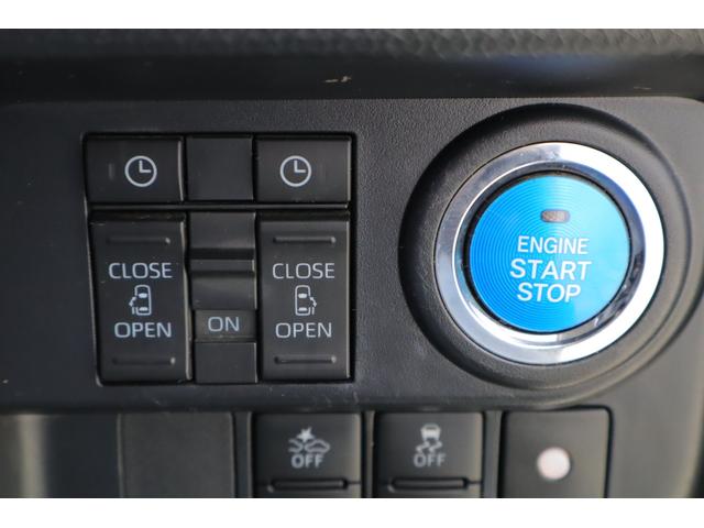 ルーミー カスタムＧ　衝突被害軽減ブレーキ　純正９インチナビ地デジＴＶ　全周囲カメラ　スマートキー　ＥＴＣ　レーダークルーズ　オートハイビーム　車線逸脱警報　コーナーセンサー　両側電動ドア　シートヒーター　先行車発進告知機能　ＬＥＤヘッドライト　前後ドラレコ　ワンオーナー（25枚目）