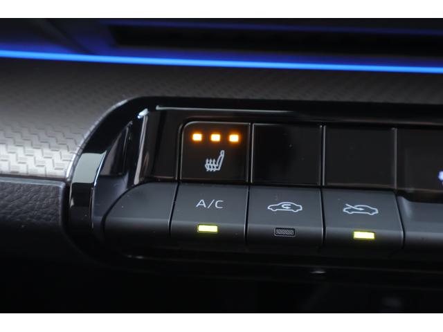 プリウス Ｕ　アドバンストパーク　純正１２．３インチＤＡ　地デジＴＶ　全周囲カメラ　衝突被害軽減ブレーキ　ＢＳＭ　レーダークルーズ　車線逸脱警報　ＥＴＣ２．０　シートヒーター　ステアリングヒーター　ＡＣ１００Ｖ－１５００Ｗ　クリアランスソナー　前後ドラレコ　ＬＥＤライト（25枚目）