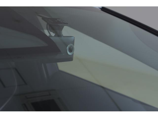 プリウス Ｕ　アドバンストパーク　純正１２．３インチＤＡ　地デジＴＶ　全周囲カメラ　衝突被害軽減ブレーキ　ＢＳＭ　レーダークルーズ　車線逸脱警報　ＥＴＣ２．０　シートヒーター　ステアリングヒーター　ＡＣ１００Ｖ－１５００Ｗ　クリアランスソナー　前後ドラレコ　ＬＥＤライト（35枚目）