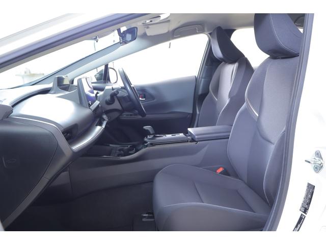 プリウス Ｕ　アドバンストパーク　純正１２．３インチＤＡ　地デジＴＶ　全周囲カメラ　衝突被害軽減ブレーキ　ＢＳＭ　レーダークルーズ　車線逸脱警報　ＥＴＣ２．０　シートヒーター　ステアリングヒーター　ＡＣ１００Ｖ－１５００Ｗ　クリアランスソナー　前後ドラレコ　ＬＥＤライト（43枚目）