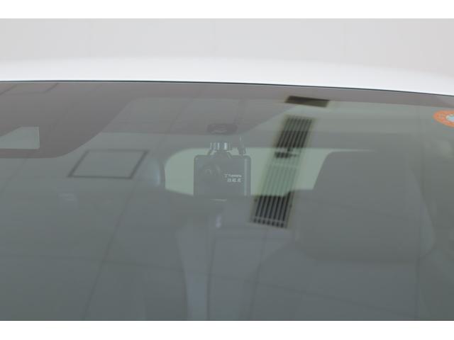 カローラツーリング ハイブリッド　Ｓ　衝突被害軽減ブレーキ　レーダークルーズ　純正７型ＤＡナビ　バックカメラ　スマートキー　ＥＴＣ　車線逸脱警報　オートハイビーム　クリアランスソナー　Ｂｌｕｅｔｏｏｔｈ接続　ＬＥＤライト　前後ドラレコ　ＡＣ１００Ｖ－１５００Ｗ　横滑り防止装置（30枚目）