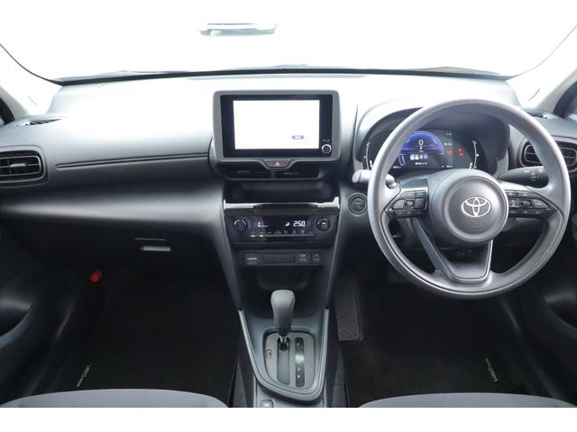 ヤリスクロス ハイブリッドU 衝突被害軽減ブレーキ レーダークルーズ 純正8インチDAナビ バックカメラ スマートキー ETC 車線逸脱警報 オートハイビーム HDMI クリアランスソナー 先行車発進告知機能 Bluetooth接続 横滑り防止装置(12枚目)