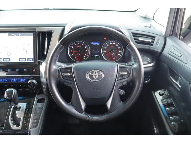 アルファード ２．５Ｓ　Ｃパッケージ　衝突被害軽減ブレーキ　純正１０型ナビ　地デジＴＶ　バックカメラ　後席モニター　ＥＴＣ２．０　レーダークルーズ　車線逸脱警報　シートヒーター＆クール　ステアリングヒーター　デジタルミラー　クリアランスソナー　パワーバックドア　ワンオーナー（13枚目）