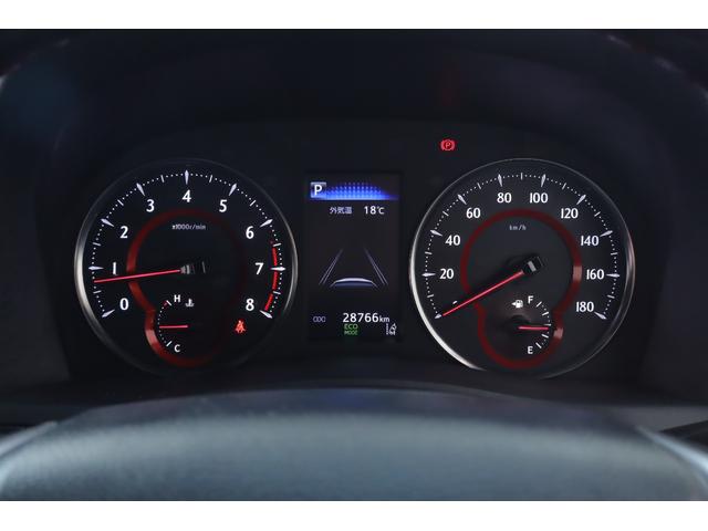 アルファード ２．５Ｓ　タイプゴールド　衝突被害軽減ブレーキ　前後ドラレコ　９インチＤＡナビ地デジ　バックカメラ　後席モニター　レーダークルーズ　ＥＴＣ２．０　クリアランスソナー　車線逸脱警報　オートハイビーム　両側電動ドア　３眼ＬＥＤライト　パワーバックドア　ワンオーナー（17枚目）