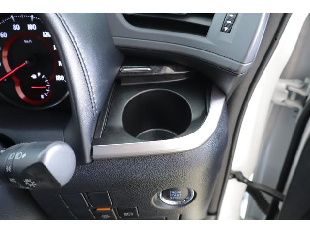 アルファード ２．５Ｓ　タイプゴールド　衝突被害軽減ブレーキ　前後ドラレコ　９インチＤＡナビ地デジ　バックカメラ　後席モニター　レーダークルーズ　ＥＴＣ２．０　クリアランスソナー　車線逸脱警報　オートハイビーム　両側電動ドア　３眼ＬＥＤライト　パワーバックドア　ワンオーナー（38枚目）