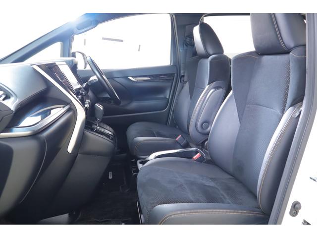 アルファード ２．５Ｓ　タイプゴールド　衝突被害軽減ブレーキ　前後ドラレコ　９インチＤＡナビ地デジ　バックカメラ　後席モニター　レーダークルーズ　ＥＴＣ２．０　クリアランスソナー　車線逸脱警報　オートハイビーム　両側電動ドア　３眼ＬＥＤライト　パワーバックドア　ワンオーナー（41枚目）