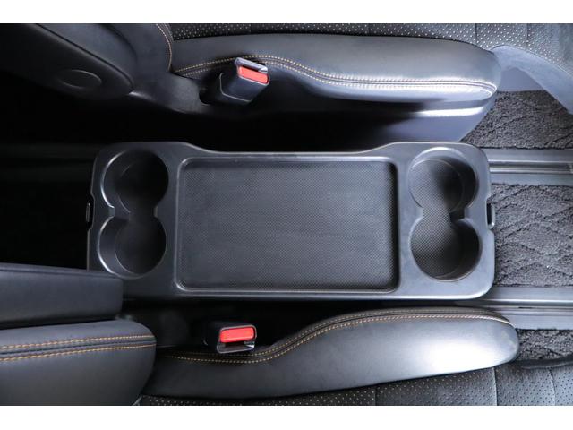 アルファード ２．５Ｓ　タイプゴールド　衝突被害軽減ブレーキ　前後ドラレコ　９インチＤＡナビ地デジ　バックカメラ　後席モニター　レーダークルーズ　ＥＴＣ２．０　クリアランスソナー　車線逸脱警報　オートハイビーム　両側電動ドア　３眼ＬＥＤライト　パワーバックドア　ワンオーナー（43枚目）