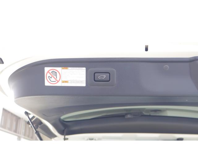 アルファード ２．５Ｓ　タイプゴールド　衝突被害軽減ブレーキ　前後ドラレコ　９インチＤＡナビ地デジ　バックカメラ　後席モニター　レーダークルーズ　ＥＴＣ２．０　クリアランスソナー　車線逸脱警報　オートハイビーム　両側電動ドア　３眼ＬＥＤライト　パワーバックドア　ワンオーナー（46枚目）