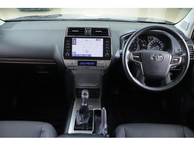 ランドクルーザープラド ＴＸ　Ｌパッケージ　４ＷＤ　衝突被害軽減ブレーキ　ＢＳＭ　純正９インチＤＡナビ　全周囲カメラ　スマートキー　ＥＴＣ２．０　レーダークルーズ　車線逸脱警報　オートハイビーム　本革　シートヒーター＆クール　クリアランスソナー　ＬＥＤヘッドライト　ワンオーナー（12枚目）