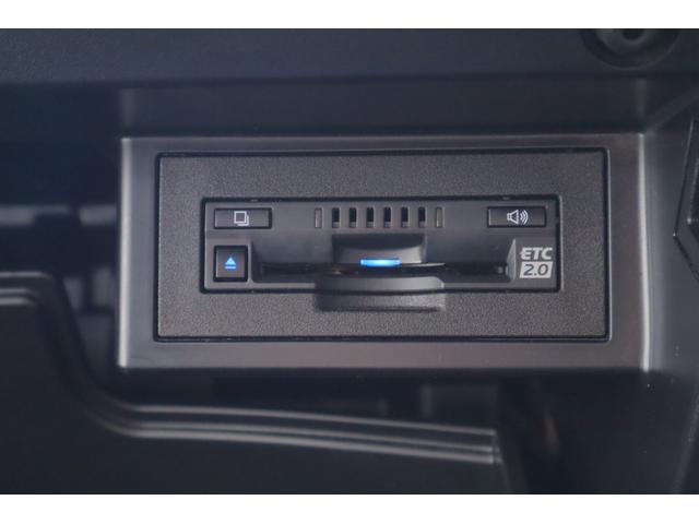 ランドクルーザープラド ＴＸ　Ｌパッケージ　４ＷＤ　衝突被害軽減ブレーキ　ＢＳＭ　純正９インチＤＡナビ　全周囲カメラ　スマートキー　ＥＴＣ２．０　レーダークルーズ　車線逸脱警報　オートハイビーム　本革　シートヒーター＆クール　クリアランスソナー　ＬＥＤヘッドライト　ワンオーナー（32枚目）