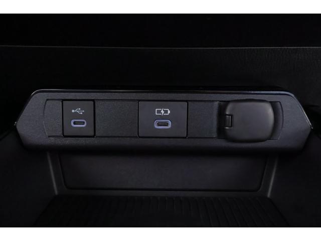 プリウス Ｕ　ディスプレイオーディオナビ　フルセグ　パノラミックビューモニター　スマートキー　ＬＥＤヘッドライト　ＥＴＣ２．０　トヨタセーフティセンス　純正１７インチアルミ　ドライブレコーダー　ハンドルヒーター（28枚目）