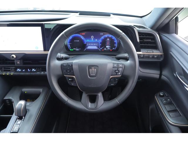 クラウンクロスオーバー Ｇアドバンスド　４ＷＤ　衝突被害軽減ブレーキ　前後ドラレコ　１２．３インチＤＡ　地デジＴＶ　全周囲カメラ　ＢＳＭ　レーダークルーズ　クリアランスソナー　車線逸脱警報　オートハイビーム　ＥＴＣ２．０　パワーシート　ＡＣ１００Ｖ－１５００Ｗ　パワートランク（13枚目）