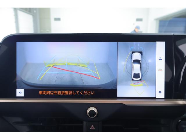 クラウンクロスオーバー Ｇアドバンスド　４ＷＤ　衝突被害軽減ブレーキ　前後ドラレコ　１２．３インチＤＡ　地デジＴＶ　全周囲カメラ　ＢＳＭ　レーダークルーズ　クリアランスソナー　車線逸脱警報　オートハイビーム　ＥＴＣ２．０　パワーシート　ＡＣ１００Ｖ－１５００Ｗ　パワートランク（14枚目）