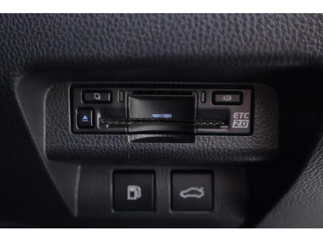 クラウンクロスオーバー Ｇアドバンスド　４ＷＤ　衝突被害軽減ブレーキ　前後ドラレコ　１２．３インチＤＡ　地デジＴＶ　全周囲カメラ　ＢＳＭ　レーダークルーズ　クリアランスソナー　車線逸脱警報　オートハイビーム　ＥＴＣ２．０　パワーシート　ＡＣ１００Ｖ－１５００Ｗ　パワートランク（34枚目）