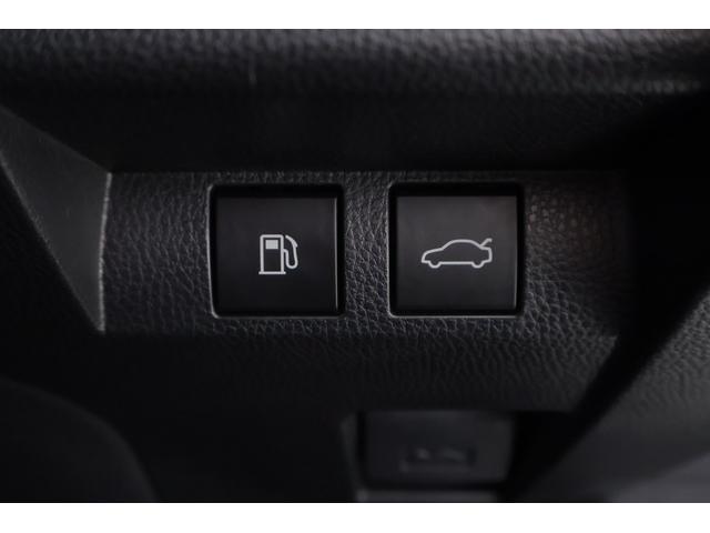 クラウンクロスオーバー Ｇアドバンスド　４ＷＤ　衝突被害軽減ブレーキ　前後ドラレコ　１２．３インチＤＡ　地デジＴＶ　全周囲カメラ　ＢＳＭ　レーダークルーズ　クリアランスソナー　車線逸脱警報　オートハイビーム　ＥＴＣ２．０　パワーシート　ＡＣ１００Ｖ－１５００Ｗ　パワートランク（35枚目）