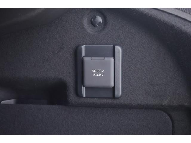 クラウンクロスオーバー Ｇアドバンスド　４ＷＤ　衝突被害軽減ブレーキ　前後ドラレコ　１２．３インチＤＡ　地デジＴＶ　全周囲カメラ　ＢＳＭ　レーダークルーズ　クリアランスソナー　車線逸脱警報　オートハイビーム　ＥＴＣ２．０　パワーシート　ＡＣ１００Ｖ－１５００Ｗ　パワートランク（50枚目）