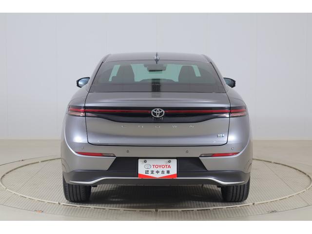 クラウンクロスオーバー Ｇアドバンスド　４ＷＤ　衝突被害軽減ブレーキ　前後ドラレコ　１２．３インチＤＡ　地デジＴＶ　全周囲カメラ　ＢＳＭ　レーダークルーズ　クリアランスソナー　車線逸脱警報　オートハイビーム　ＥＴＣ２．０　パワーシート　ＡＣ１００Ｖ－１５００Ｗ　パワートランク（55枚目）